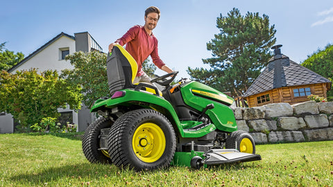 X590 Benzine Zitmaaier met zij-uitworp 48 Inch (122cm)